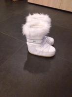 witte winterlaarzen maat 38-40, Vêtements | Femmes, Chaussures, Enlèvement ou Envoi, Comme neuf, Blanc, Bottes de neige