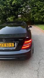 LEES Mercedes-Benz C-Klasse AMG VOL OPTIES 230 pk C220  2011, Auto's, Mercedes-Benz, Automaat, Zwart, 4 cilinders, Leder
