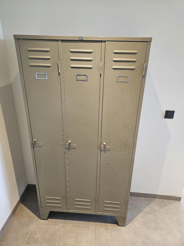 Vintage Cubacier locker / industriële lockerkast (3 deuren), Ophalen, Gebruikt, Industrieel