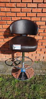 Grote zware barstoel in hoogte verstelbaar, Huis en Inrichting, Ophalen, Gebruikt, Leer, In hoogte verstelbaar