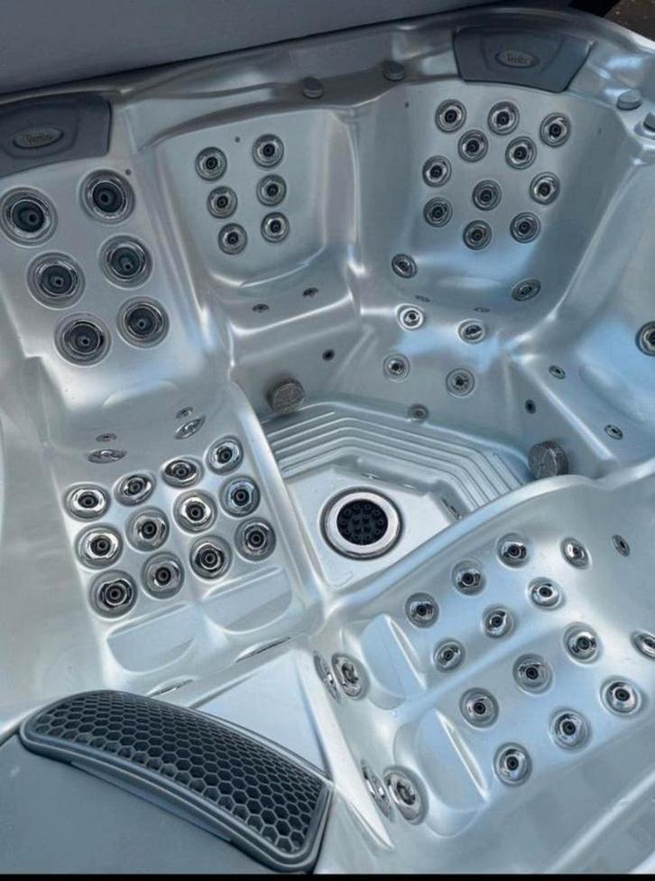 Jacuzzi wellis everest =>Gratis levering/plaatsing/GARANTIE!, Tuin en Terras, Zwembad-toebehoren, Ophalen of Verzenden