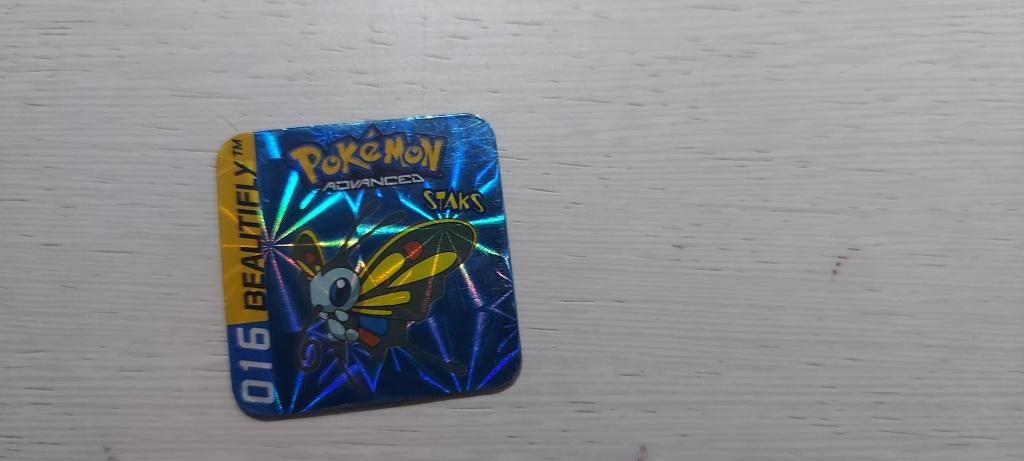 jouet magnétique Pokemon Beautifly Holo 2003 pièces panini, Enfants & Bébés, Jouets | Éducatifs & Créatifs, Neuf, Enlèvement ou Envoi