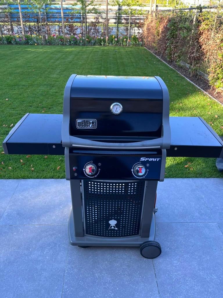 Weber Spirit E-210 met hoes, Jardin & Terrasse, Barbecues à gaz, Enlèvement, Utilisé, Weber