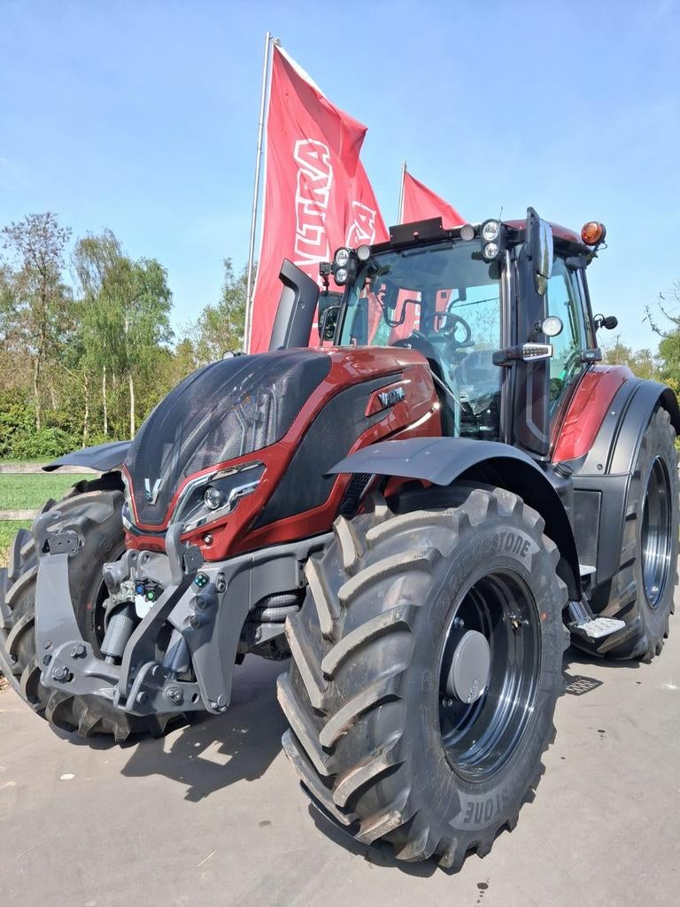 Valtra T155 Active DEMO, Articles professionnels, Neuf, Autres marques, Jusqu'à 2500, 120 à 160 ch