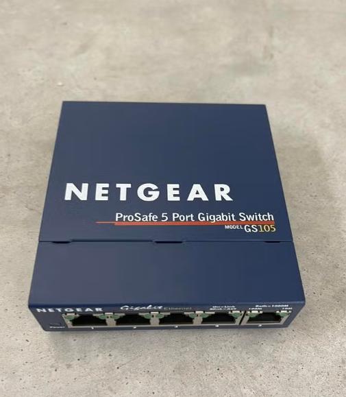 NetGear 5-Port Gigabit Switch, Ophalen of Verzenden, Zo goed als nieuw