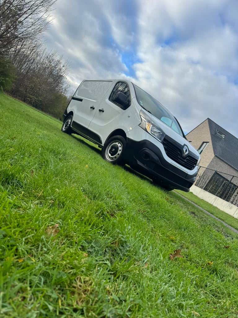 Renault Trafic 1.6 dCi van 2015 vaste prijs zo meenemen, Autos, Camionnettes & Utilitaires, Entreprise, Renault, Enlèvement
