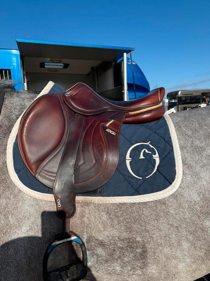 Cwd mademoiselle 2gs 17,5 inch, Dieren en Toebehoren, Paarden en Pony's | Zadels, Gebruikt, Springen, Ophalen of Verzenden