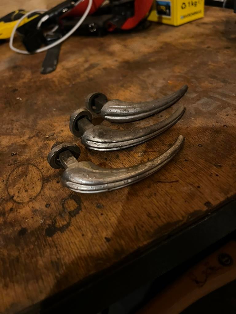 Originele moterkapsluiting fordson, Ophalen