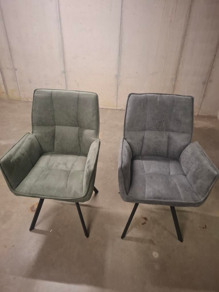 4 eettafel stoelen met armleuning, Ophalen, Design, Nieuw, Grijs