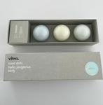 Vitra Coat Dots, Ophalen, Zo goed als nieuw