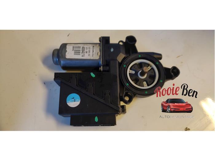 Raammotor Portier van een Volkswagen Polo, Auto-onderdelen, Carrosserie, Volkswagen, Gebruikt, 3 maanden garantie, Ophalen of Verzenden