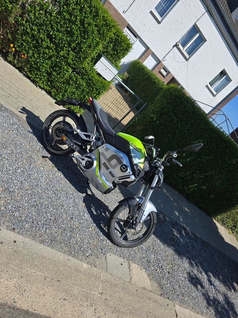 Moto + 1000€ contre voiture regarder mes annonces, Euro 6, Particulier, Électrique, Série 5