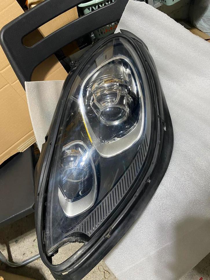 Porsche Macan koplamp 95B.941.031.CF en 95B.941.032.FK, Auto-onderdelen, Verlichting, Porsche, Ophalen of Verzenden