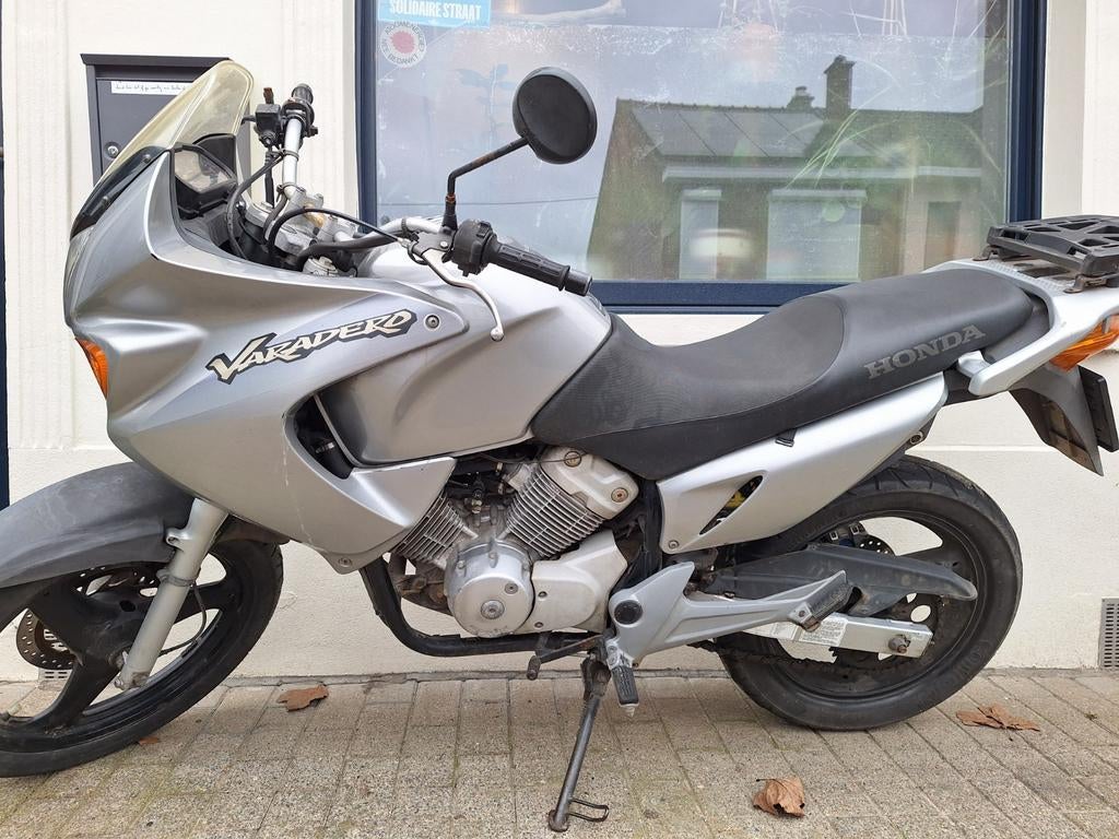 Honda varadero 125cc, Motos, Motos | Honda, Particulier