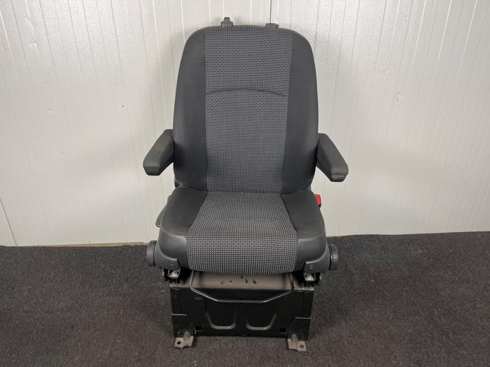 Stoel rechts van een Mercedes Vito, Auto-onderdelen, Interieur en Bekleding, Mercedes-Benz, Gebruikt, 3 maanden garantie