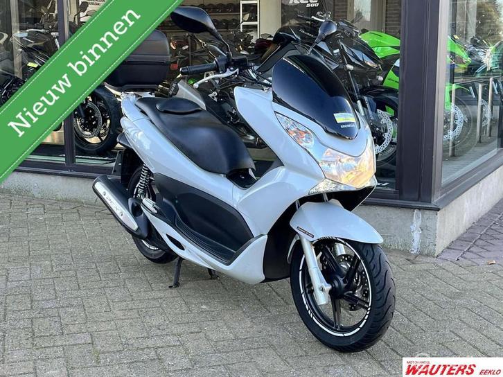 Honda PCX 125, Motos, Motos | Honda, Entreprise, Scooter, jusqu'à 11 kW, Éclairage LED