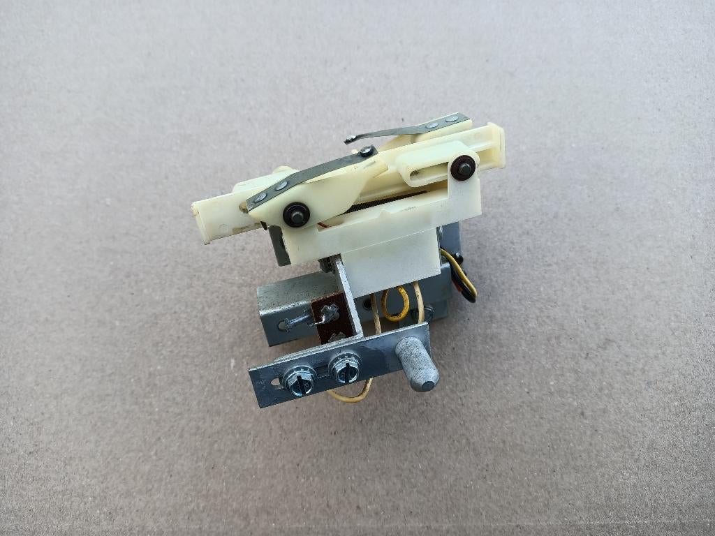 Trip Contact / Mechaniek Seeburg (Div) jukebox, Collections, Machines | Jukebox, Envoi, Seeburg