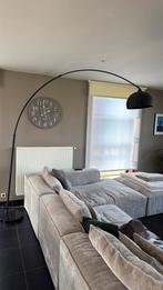 Gebogen lamp, Ophalen