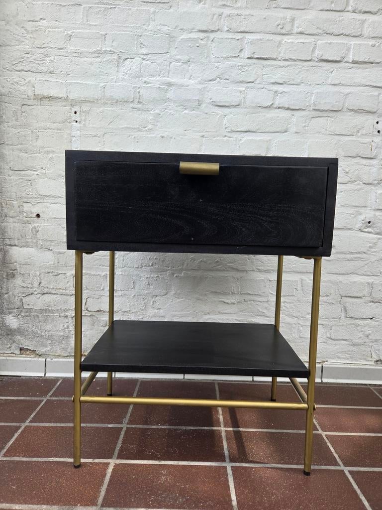 Nachtkastje/ bijzetkastje, Huis en Inrichting, Ophalen, Hout