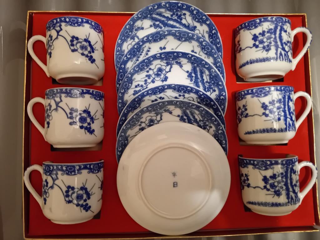 Service vaiselle complet style japonais, Enlèvement