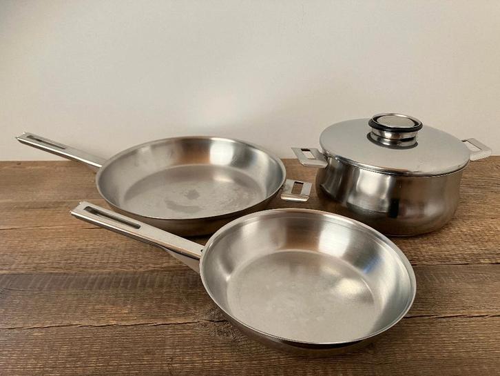 Set braadpannen en een kookpot van Demeyere, Huis en Inrichting, Keuken | Potten en Pannen, Gebruikt, Pannenset, Inox, Keramische plaat