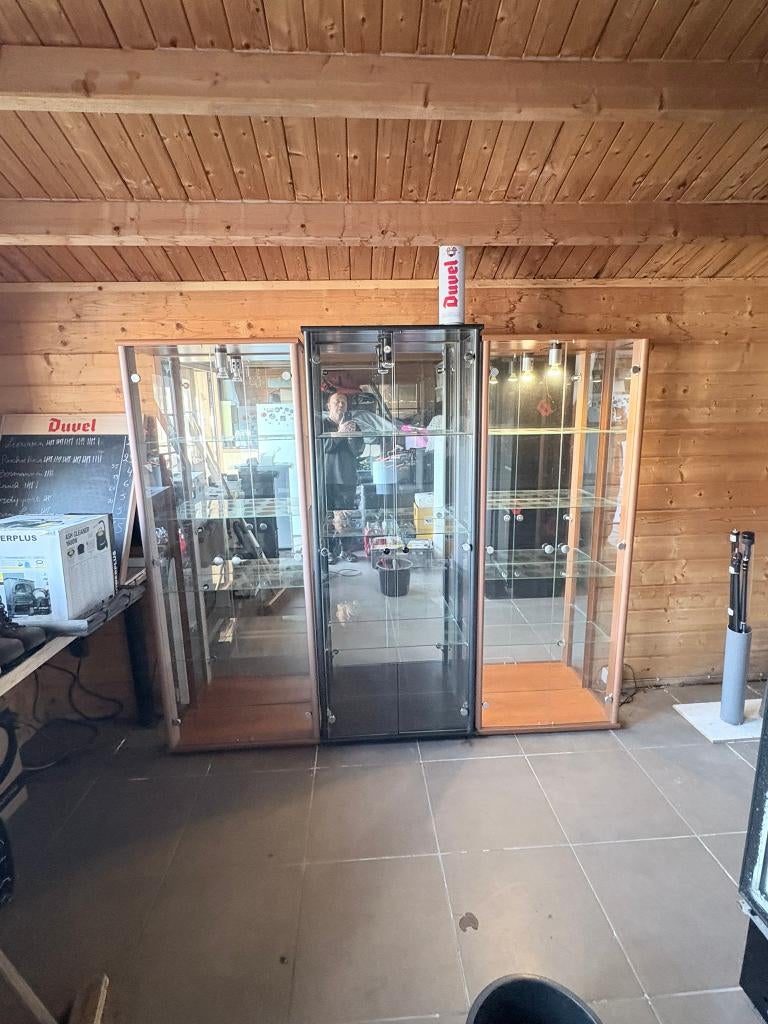 3 Vitrine kasten, 25 à 50 cm, Avec porte(s), Verre, Utilisé