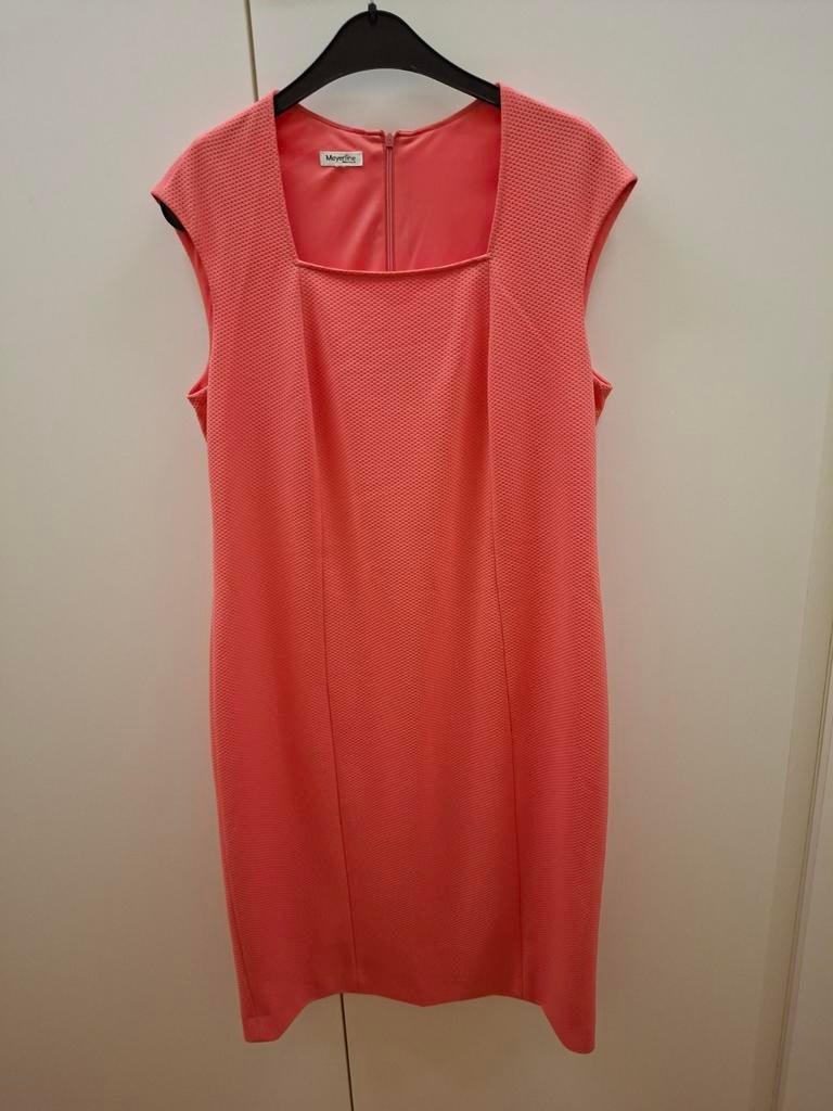 Roos jukje merk Mayerline maat L, Ophalen, Maat 42/44 (L)