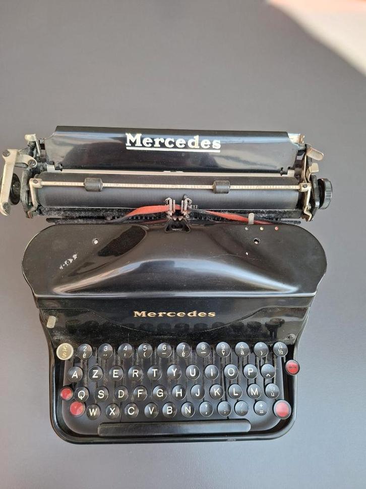 Typemachine Mercedes Superba 1930 - 40., Antiek en Kunst, Antiek | Gereedschap en Instrumenten, Ophalen of Verzenden