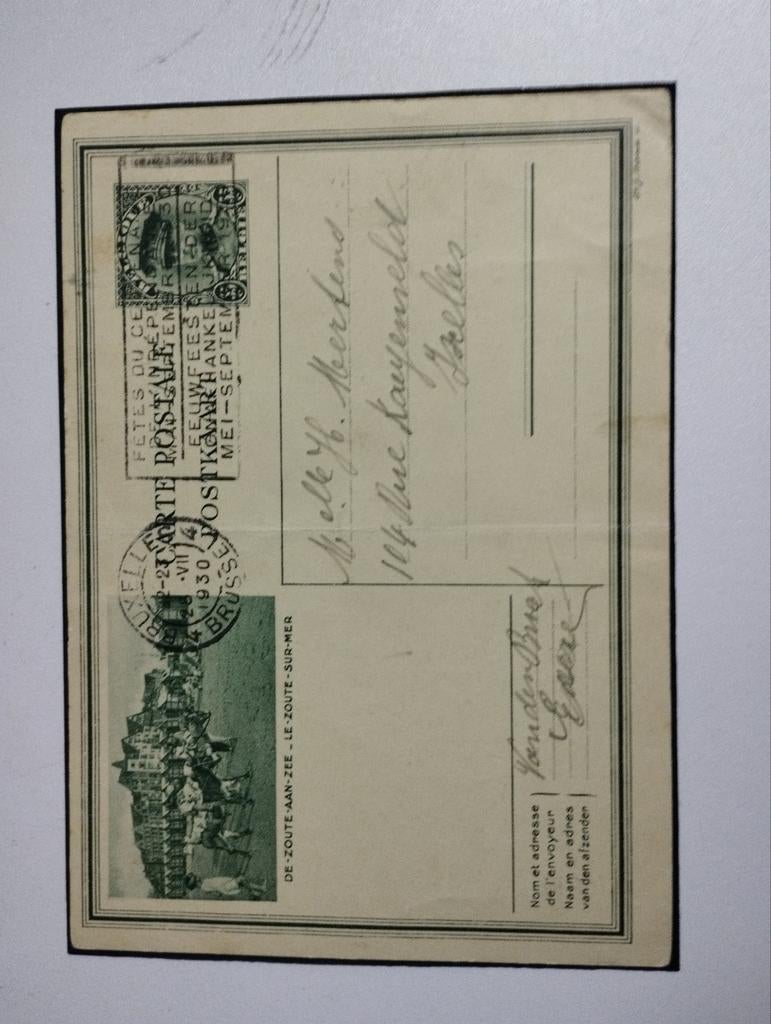 Een oude postkaart met postzegel erop afgestempeld met een k, Enlèvement