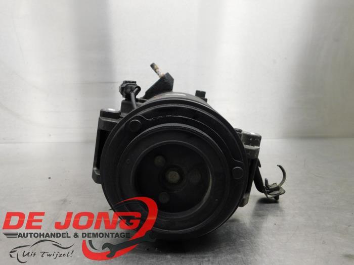 Pompe clim d'un Nissan Navara, -, 3 mois de garantie, Utilisé, -