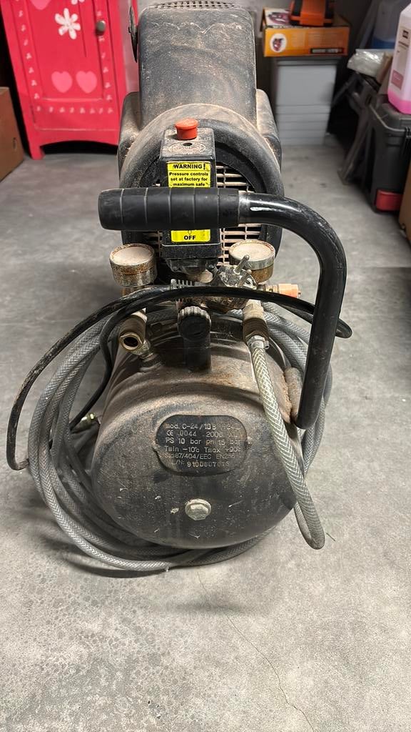 Compressor te koop, Doe-het-zelf en Bouw, Ophalen, Gebruikt, 6 tot 10 bar, Minder dan 25 liter