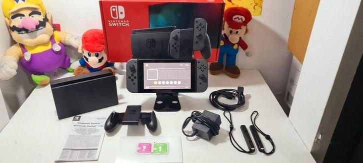 console nintendo switch GRISE (v2) complete /boite c.neuf, Consoles de jeu & Jeux vidéo, Jeux | Nintendo Switch, Comme neuf, Enlèvement ou Envoi