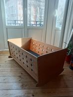 Lit bébé en bois, Enfants & Bébés, Chambre d'enfant | Lits, Matelas, Moins de 70 cm, Comme neuf, Enlèvement