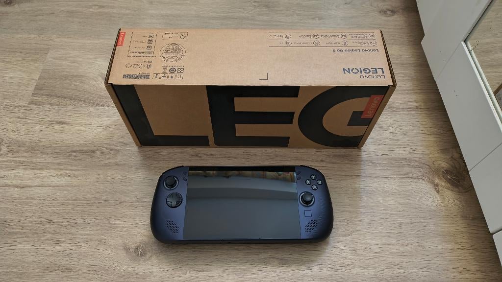 Lenovo Legion GO S 512Go ver Steam OS +facture garantie, Computers en Software, Laptoptafels, Ophalen, Zo goed als nieuw