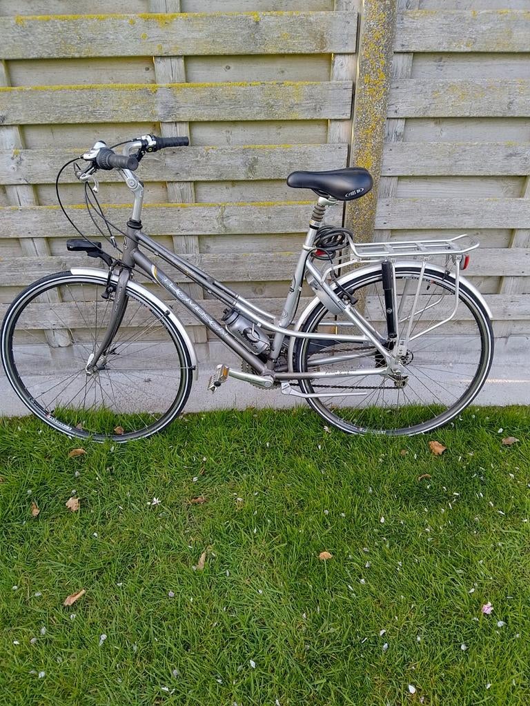 Damesfiets Thomson, Fietsen en Brommers, 28 inch, Velgrem, 47 tot 50 cm, Zo goed als nieuw