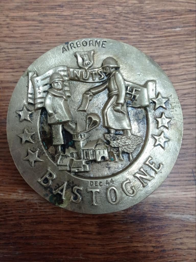 Bastogne Nuts ww2 Plaque commémorative, Collections, Objets militaires | Seconde Guerre mondiale, Enlèvement ou Envoi
