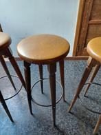 3 originele barkrukken, Ophalen