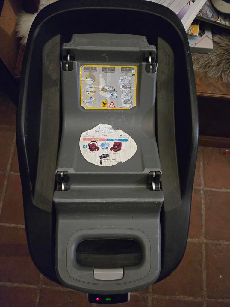 Base maxi cosy familyfix, Enfants & Bébés, Sièges auto