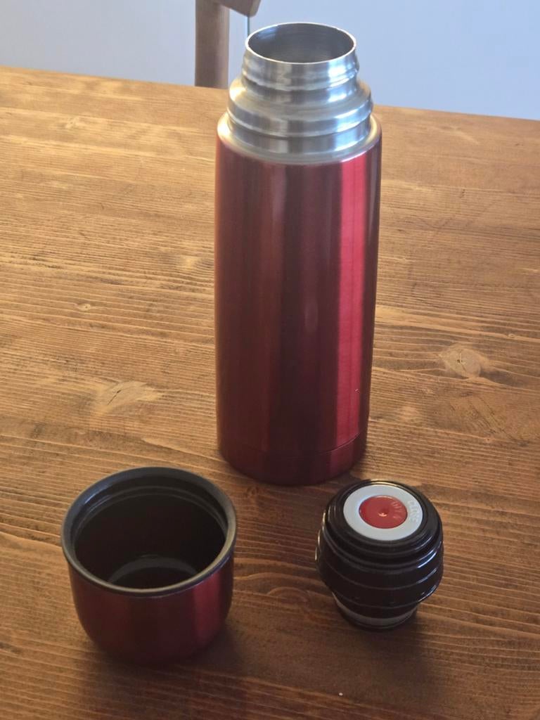 Nieuwe thermos ,nooit in gebruik geweest prijs 5 euro, Overige typen, Ophalen of Verzenden, Nieuw, Kunststof