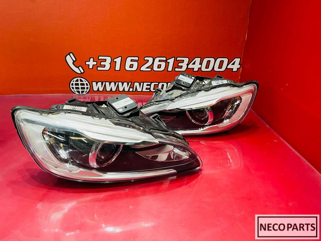 VOLVO V60 S60 XENON KOPLAMP SET COMPLEET ORIGINEEL 31698818, -, -, -, Enlèvement ou Envoi