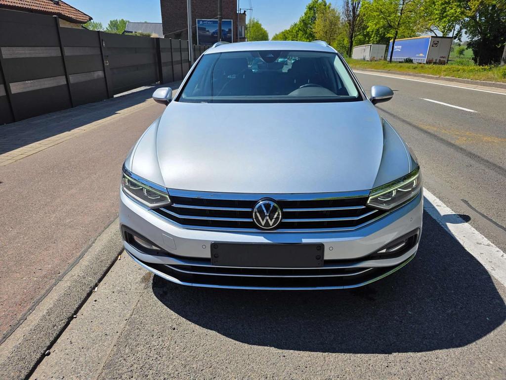 Volkswagen Passat Variant 2.0 TDi SCR Elegance Business DSG, Auto's, 122 pk, Gebruikt, 4 cilinders, https://public.car-pass.be/vhr/0ed48ef1-f738-4288-9248-44deb541fcfe