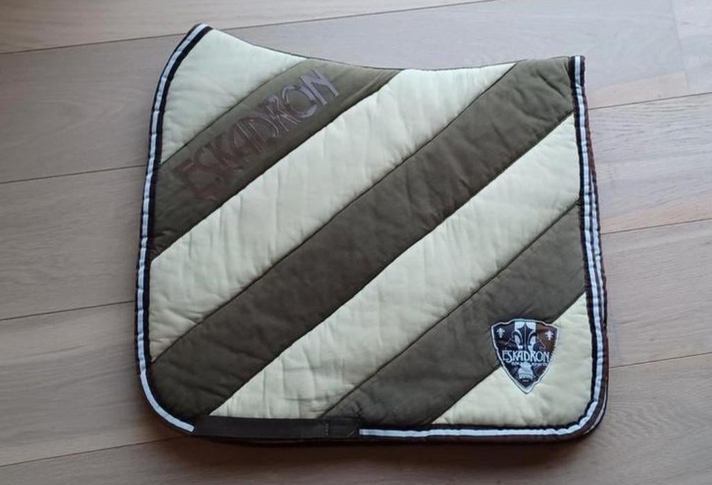 Zadeldekje Eskadron banana, Full (L), Zadeldekje, Ophalen of Verzenden, Zo goed als nieuw