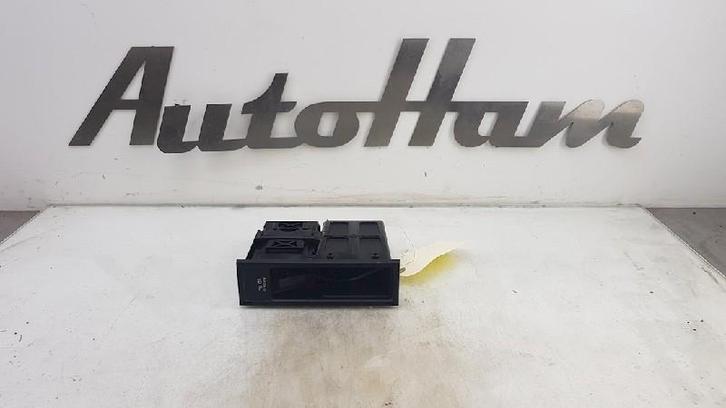 ORDINATEUR MULTIMEDIA Volkswagen Scirocco (137 / 13AD), Autos : Pièces & Accessoires, Électronique & Câbles, Volkswagen, Utilisé