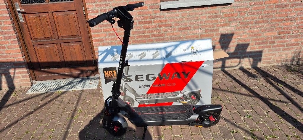 SEGWAY NINEBOT MAX G3, Fietsen en Brommers, Steps, Ophalen, Zo goed als nieuw, Elektrische step (E-scooter), Segway ninebot