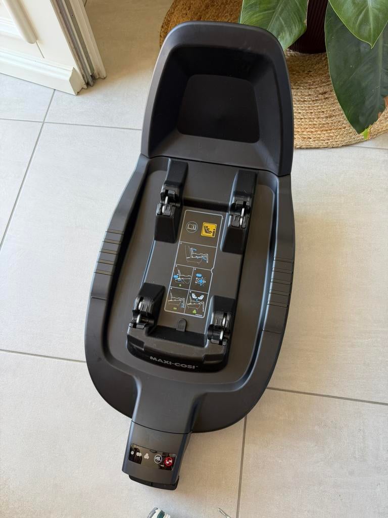 Maxi cosi Familyfix 3, Enfants & Bébés, Sièges auto, Enlèvement, Comme neuf