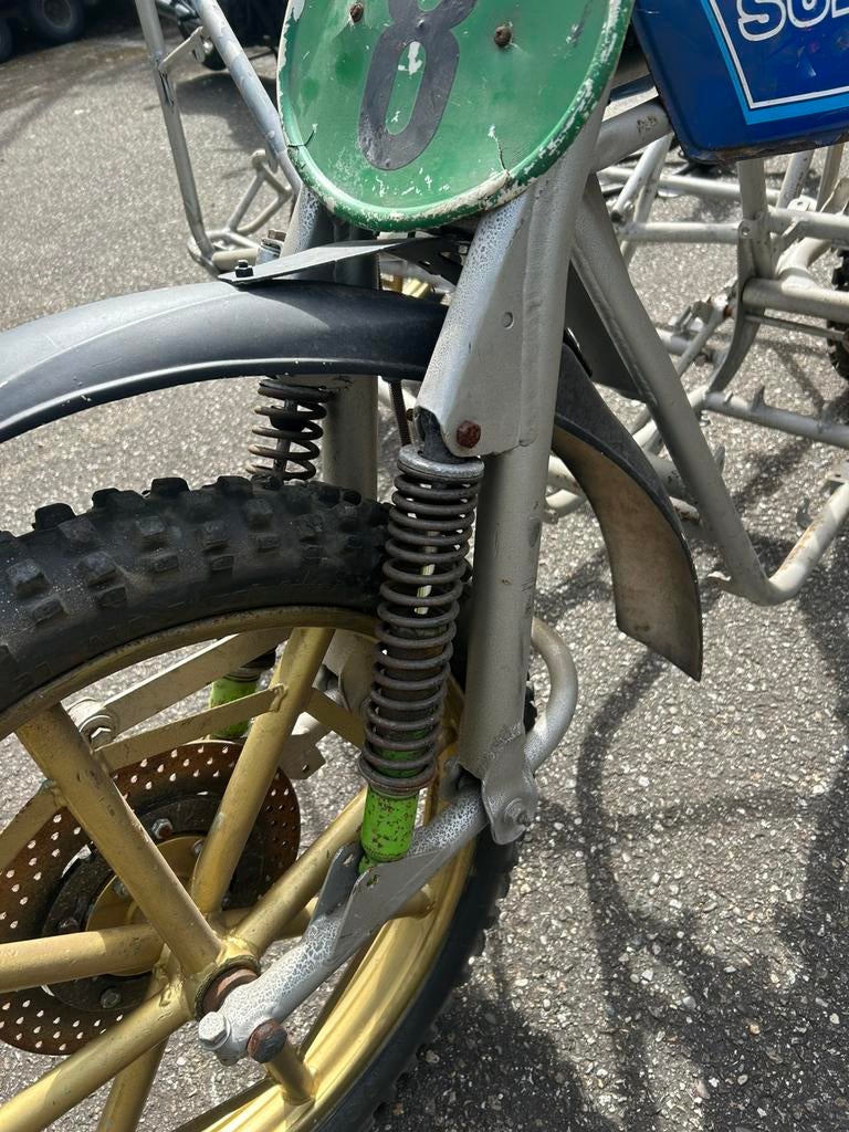 Cross zijspan frame vmc wasp eml?, 2 cilinders, Minimaal motorrijbewijs A2, Handgeschakeld, 12 t/m 35 kW