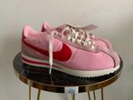 Nike Cortez maat 44, Kleding | Dames, Nieuw, Ophalen of Verzenden, Sneakers, Roze