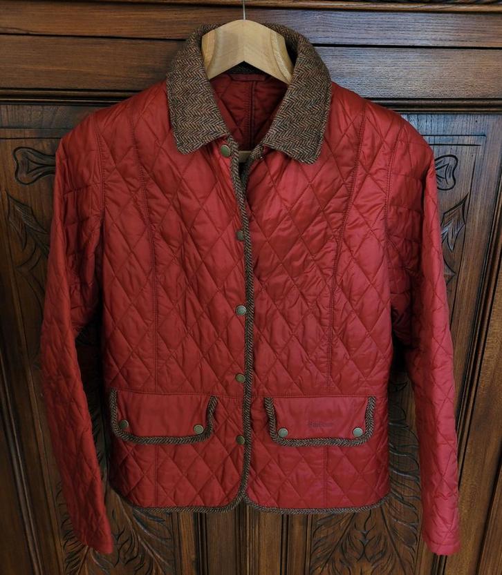 Mooie vest merk Barbour, Eur 40, als nieuw, Kleding | Dames, Jassen | Zomer, Rood, Ophalen of Verzenden
