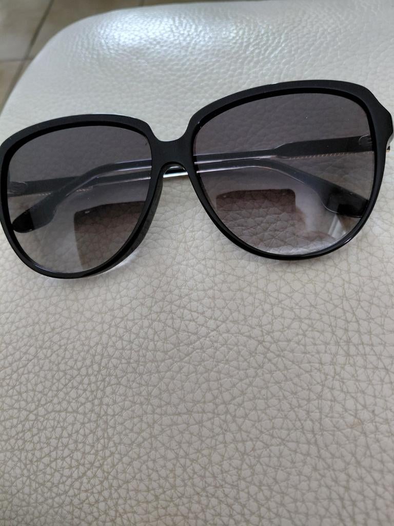 Victoria Beckham zonnebril zwart, Ophalen, Zwart, Zonnebril