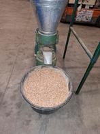 Pelletpers met alle toebehoren, Maison & Meubles, Accessoires pour la Maison | Coffres, Enlèvement